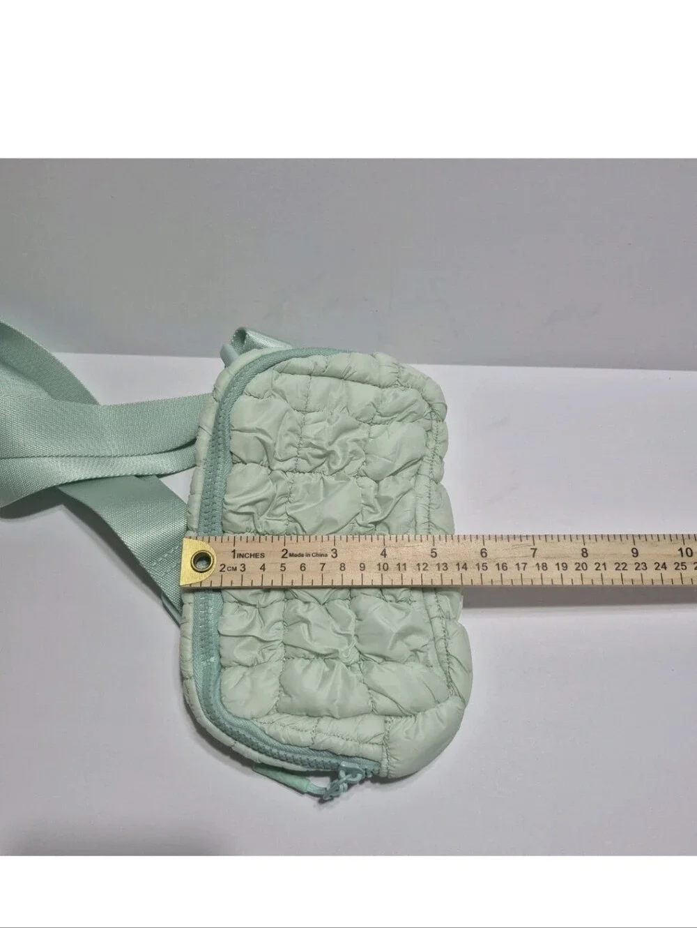 New No Tags, No Brand Green Quilted Puffer Belt Fanny Pack Belt Bag Adjustable